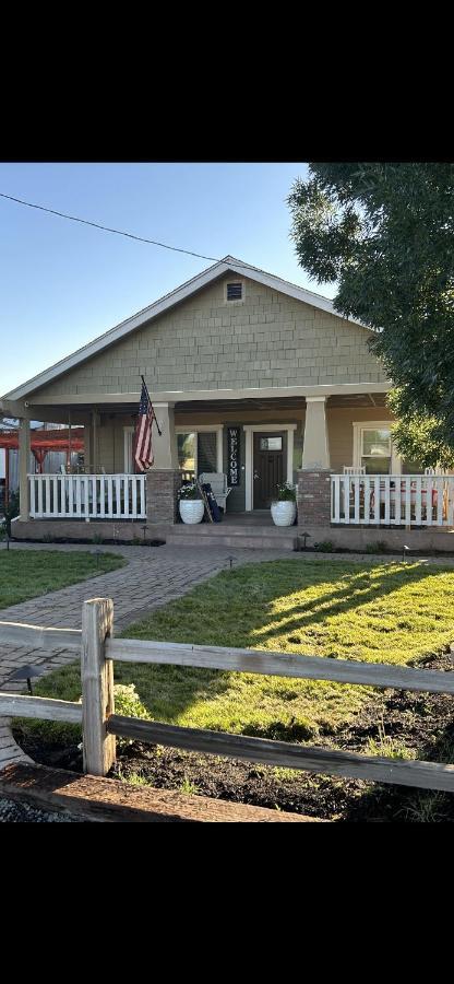 We Put The 'Fun' In Your Stay! Walla Walla Exterior foto